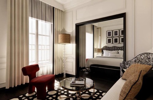 Quartier de la Place-Vendome Hotel | Le Burgundy Paris