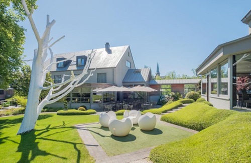 Waterloo Hotel | Le Côté Vert