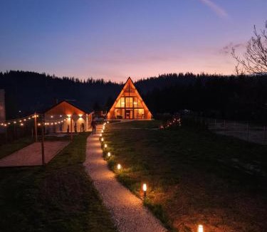 Leresti Ski Chalet | Le Cabane Retreat
