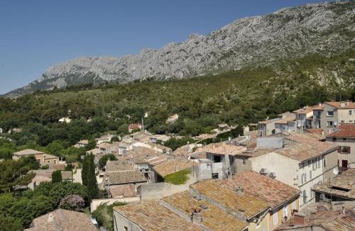 Puyloubier Apartment | Le cabanon