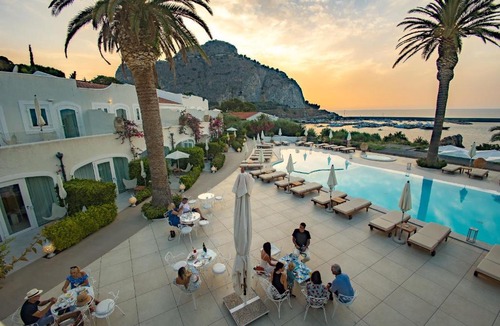 Cefalu Hotel | Le Calette Bay