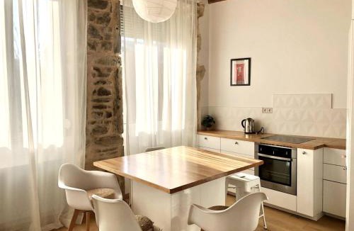9th Arrondissement Apartment | Le Canut de St Just
