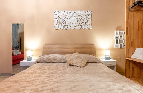 Sava Bed & Breakfast | Le Carrube Bed and Breakfast with Wi-Fi and Air Conditioning