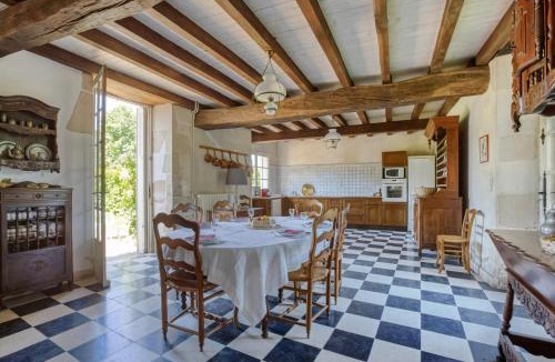 Les Rairies House | Le Castel
