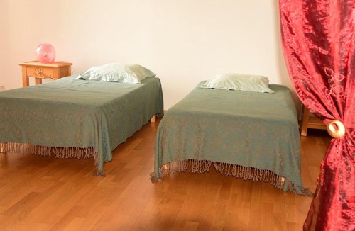 Saint-Just-Saint-Rambert Bed & Breakfast | LE CATALPA