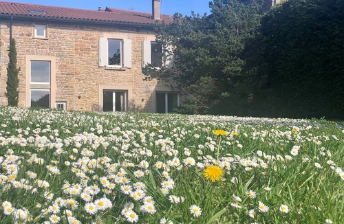 Saint-Didier-au-Mont-d'Or Villa | Le Cerf - House with view and swimming pool