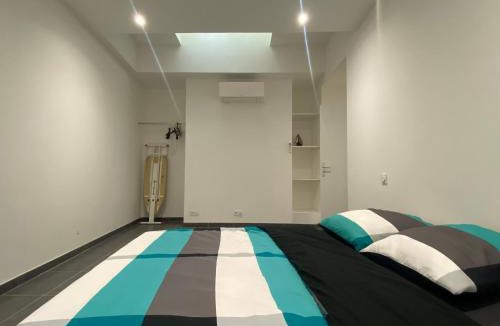 Vernier Apartment | Le Cedre Bleu