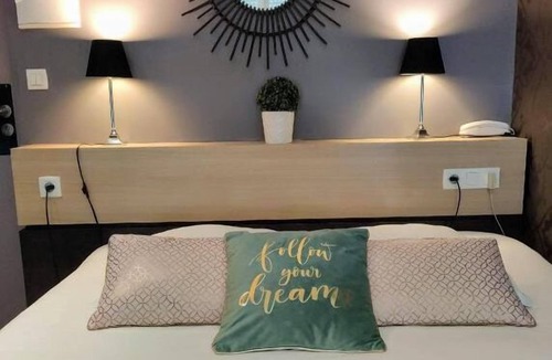Auray Hotel | Le Celtic