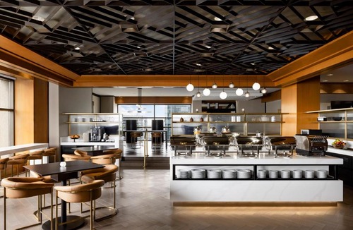 Downtown Montreal Hotel | Le Centre Sheraton Montreal Hotel