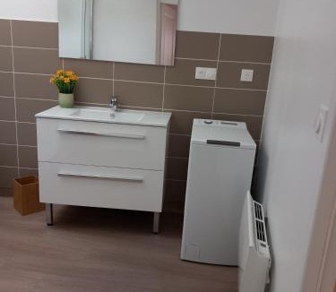 Lanvallay Apartment | Le chais