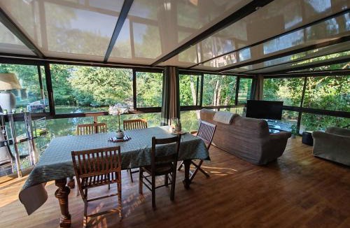 Moustier Ski Chalet | Le chalet Campy