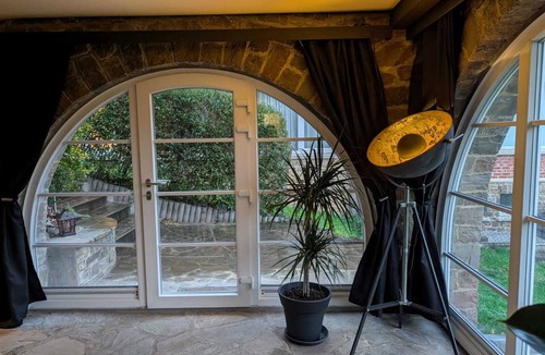 Profondeville Ski Chalet | Le Chalet de la Hulle, a cozy vacation home for 6P with sauna and jacuzzi.