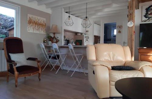Colleville-Montgomery Villa | Le CHALET FLEURI