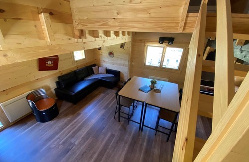 Sainte-Opportune-la-Mare Apartment | Le Chalet de la Mare