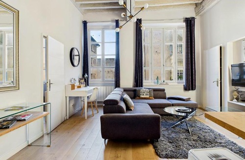 Valence Apartment | Le Chapelier-Bel Appartement Hypercentre - 4 pers