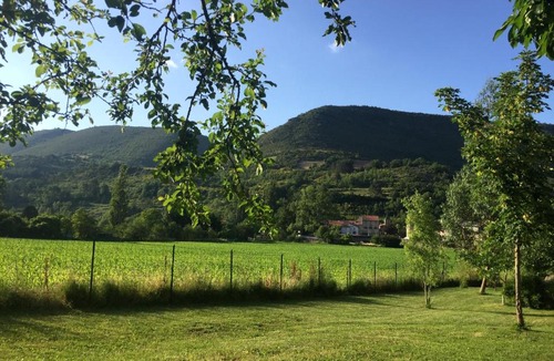 Versols-et-Lapeyre Bed & Breakfast | Le Chat Blanc