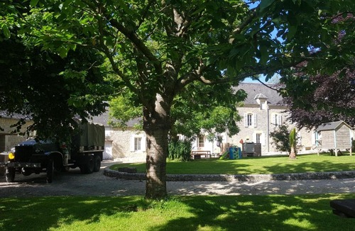Etreham House | Le Chat L Heureux
