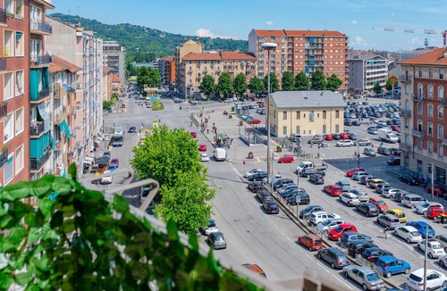 Cavoretto Apartment | Le Chat Suite Lingotto