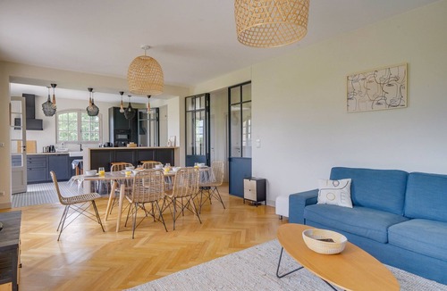 Robins Bay House | Le Clos des Vignes - Three Bedroom House, Sleeps 6