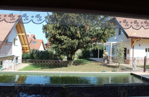 Brison-Saint-Innocent House | LE CLOS DES BURGONDES - gite SEDELEUBE