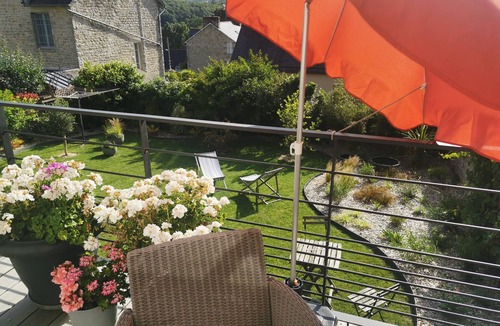 Dinan House | "Le Clos Lesage", charming house with garden, at the foot of the chateau