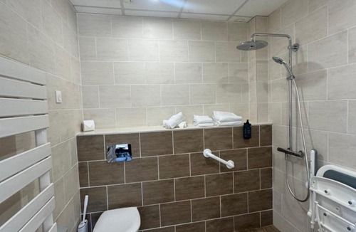 Saint-Regnobert-de-la-Cote-de-Nacre Hotel | Le Clos Normand
