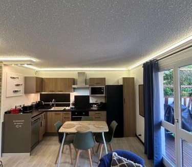 Cabourg Apartment | Le Cocon De Cabourg avec terrasse, piscine et tennis