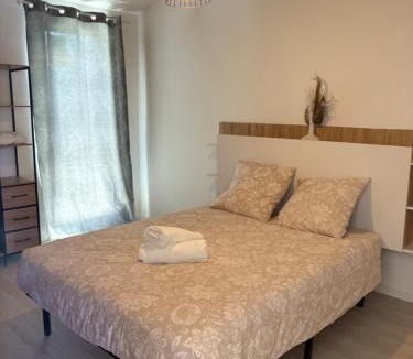 Arzens House | Le Cocon de Roquelande equestrian boarding house