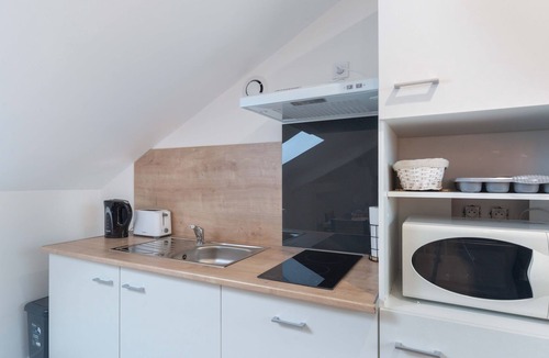 Chateauroux Apartment | Le Cocon des Marins - One Bedroom Apartment, Sleeps 2
