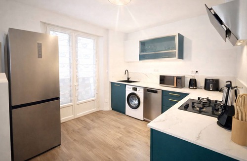 Montelimar Apartment | Le Cocon des Romarins ⭐Large 3-bedroom air-conditioned apartment with swimming pool