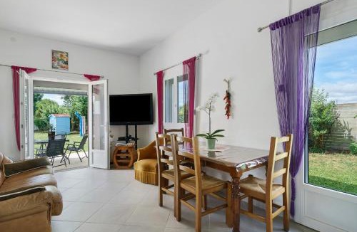 Saint-Ciers-du-Taillon House | Le Cocon Taillonais avec piscine