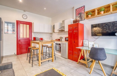 Hotel de Ville - Quinconces Apartment | Le Cocoon 29 - Quartier Saint Pierre pour 3