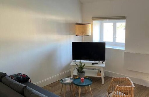 Fleurey-sur-Ouche Apartment | Le Comptoir du Canal