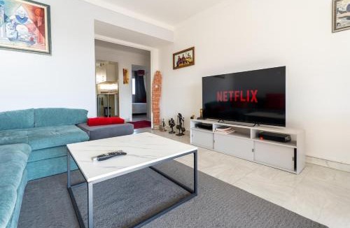 Saint-Laurent-du-Var Apartment | Le Concorde