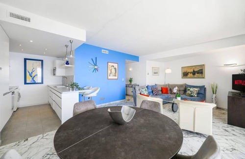 Roquebrune-Cap-Martin Apartment | Le Coq Eileen Gray – Garage - AC - WIFI