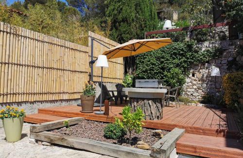 Carnoux-en-Provence Villa | Le coteau fleuri