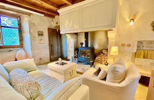Bouhet House | Le Cottage des Compagnons - Superbe gite atypique