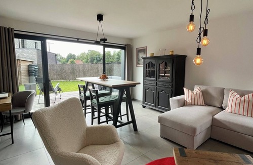 Avelin House | Le Cube - Squaring comfort