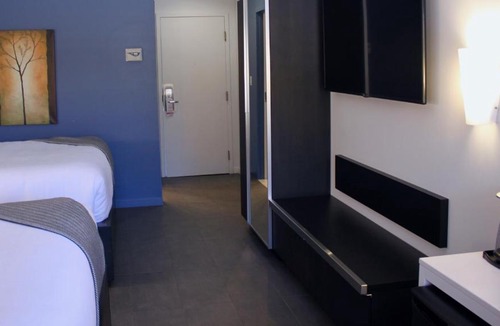 Saint Hyacinthe Hotel | Le Dauphin St-Hyacinthe