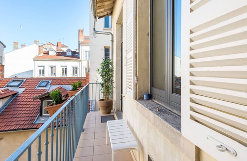 Saint Michel - Mairie Apartment | "LE DIAMANT" -Central, with Balcony