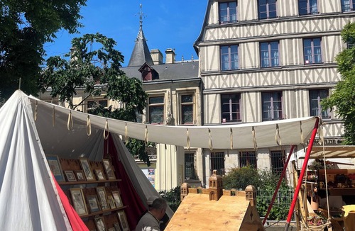 Rouen City Centre Apartment | Le Diplomatico Rouen Centre by MyFrenchPAT