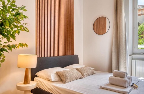 Le Bourg - Gare De Vaise Apartment | Le Dock Lodge - Studio - proche quai de Saone