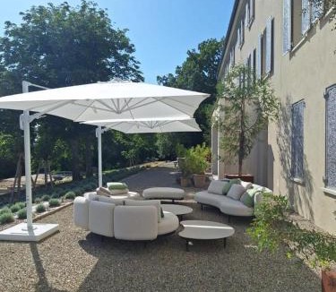 Lasbordes Bed & Breakfast | Le domaine de rigou
