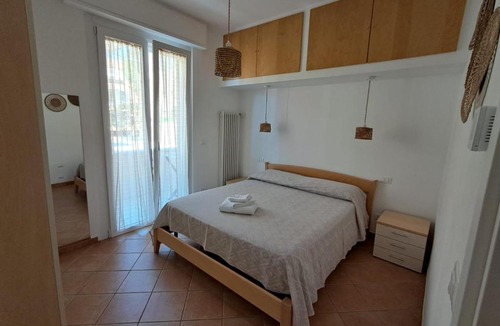 Viserba Apartment | Le Dune 200m dal mare parcheggio gratis AC vicino alla Fiera di Rimini