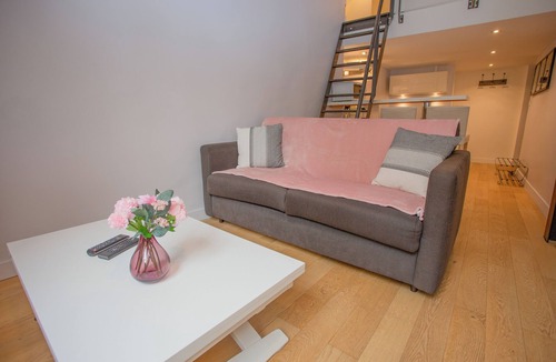 Saint-Louis Apartment | Le Duplex - Left Bank Station and Chateau