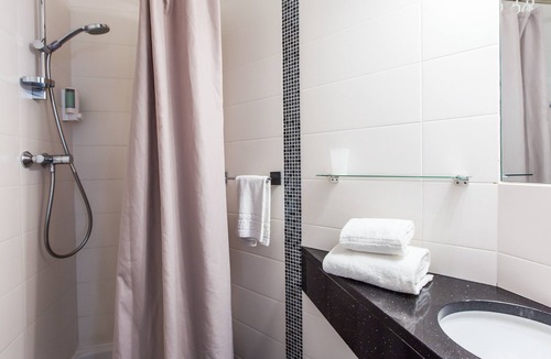Ivry-port Hotel | Le Figuier