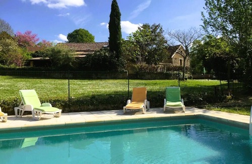 Saint-Amand-de-Coly House | Le Figuier is a holiday home in the Dordogne with a private swimming pool