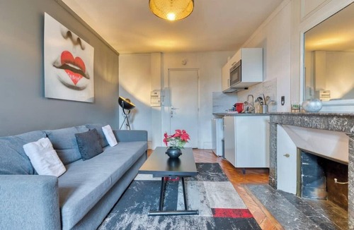 Coteaux Ouest Apartment | Le French Romance, F2 rénové, hyper-centre de Rouen