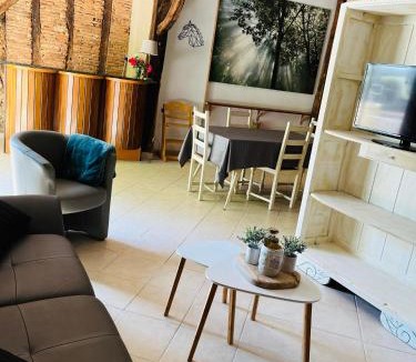 Eauze House | Le gîte Atlas