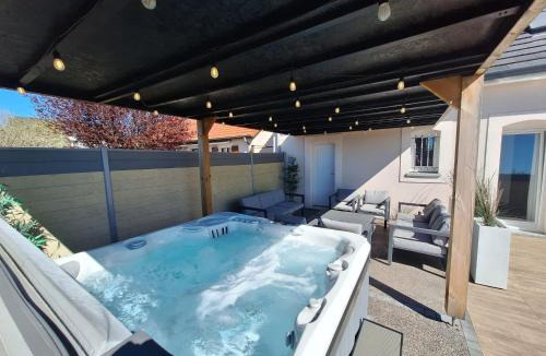 Gondreville Bed & Breakfast | Le Garage & Spa Silver